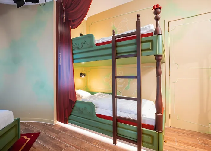 Theater Hotel
