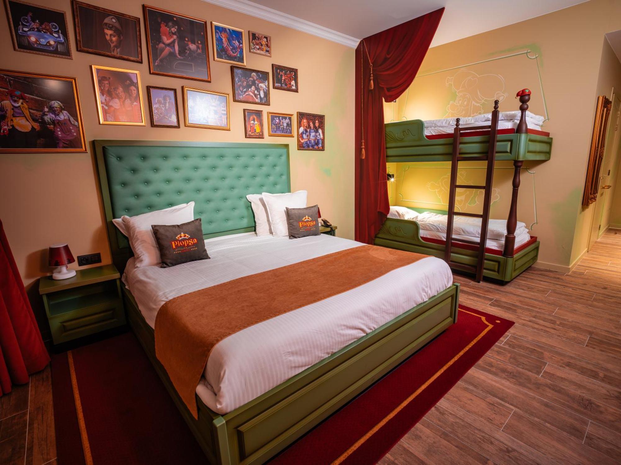 Theater Hotel